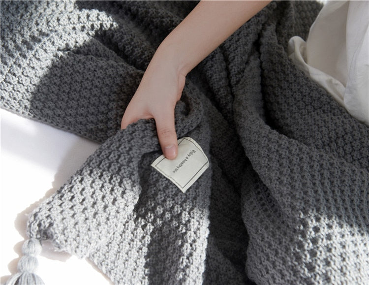 Thread Blanket with Tassel Solid Throw Blanket