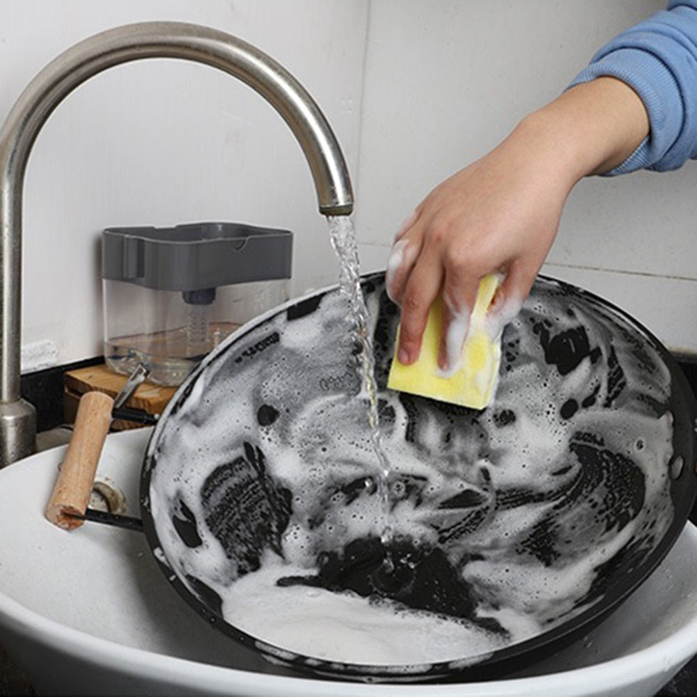 2 in 1 Scrubbing Liquid Detergent Dispenser